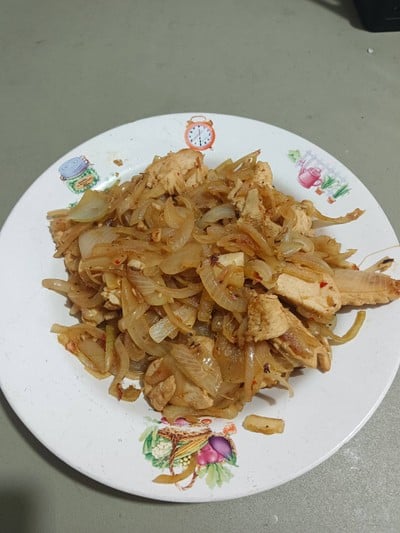 หมูผัดหอมใหญ่