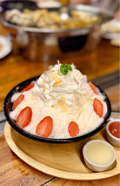 🍧 บิงซูสตรอว์เบอร์รี่. (ราคา 149 บาท.)