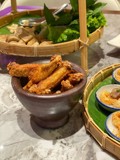 ปีกไก่ยกครก