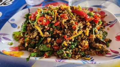 ผัดเผ็ดกบ