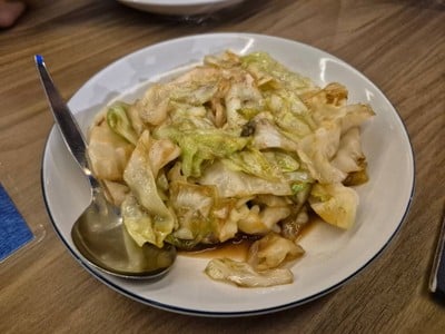 กะหล่ำปลีผัดน้ำปลา