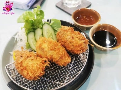 อาหาร หรือ เครื่องดื่ม