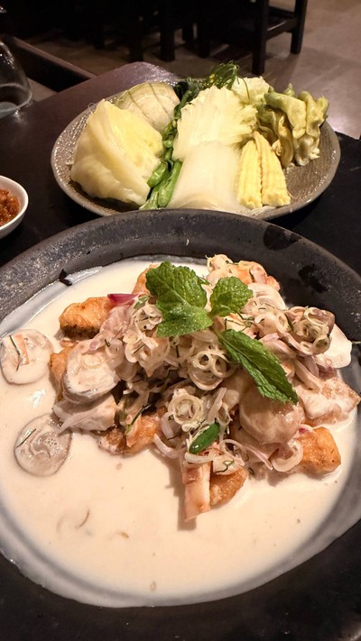 ปลากะพงต้มข่าแห้ง