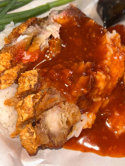 หมูกรอบ