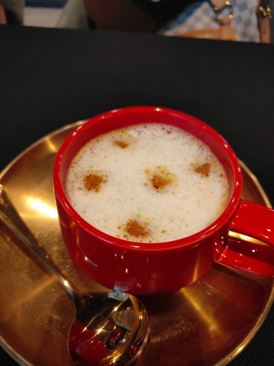 อาหาร หรือ เครื่องดื่ม