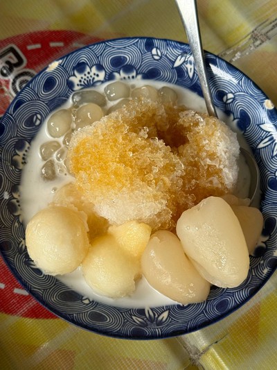 ลูกลาน แคนตาลูป เงาะ น้ำกะทิ