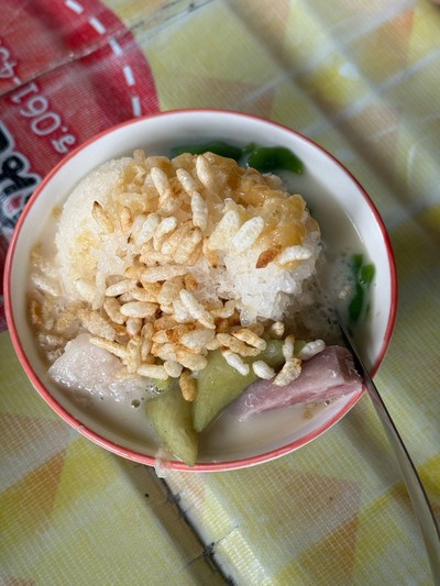ลอดช่อง ข้าวต้ม เผือก