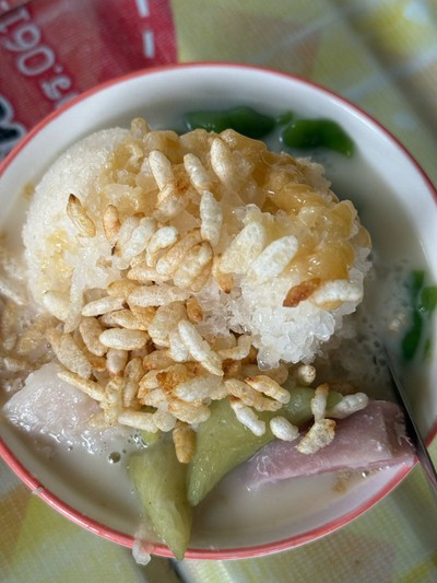ลอดช่อง ข้าวต้ม เผือก