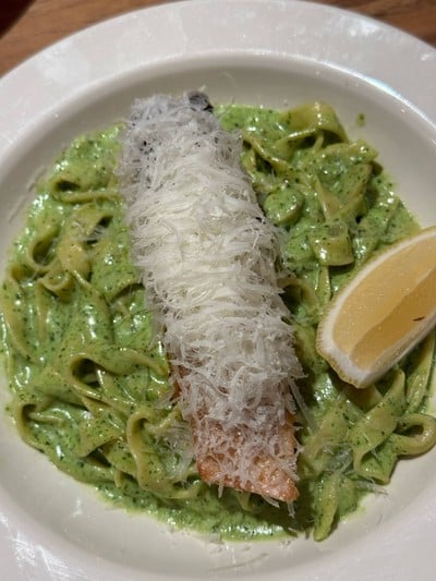 Salmon fettuccine pesto