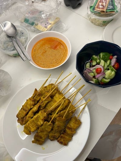 หมูสะเต๊ะ 20 ไม้