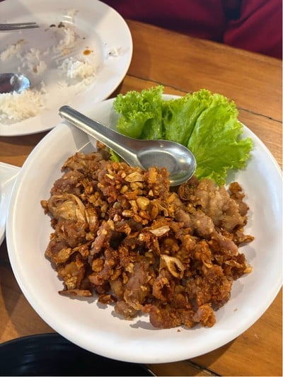 หมูคลุกฝุ่น