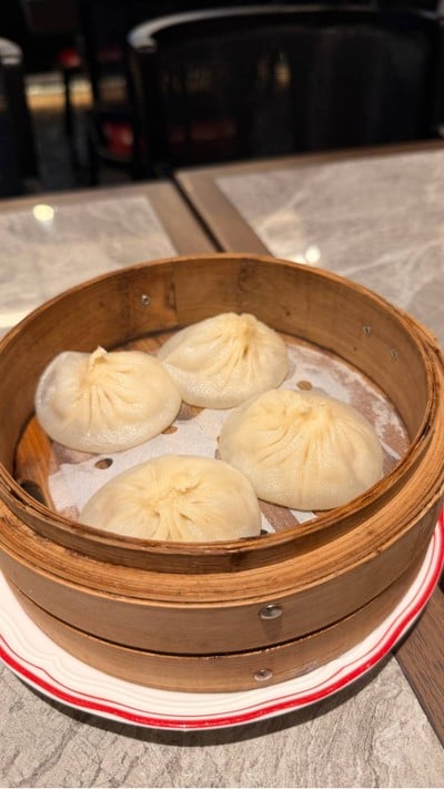 Master’s signature pork xiaolongbao