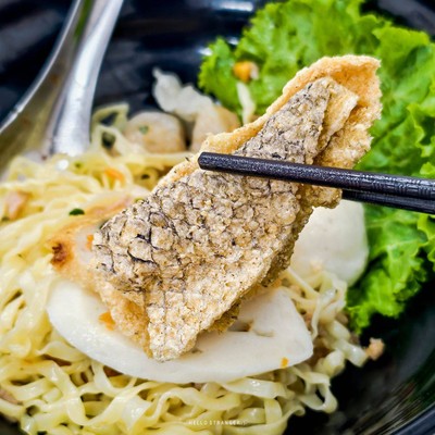 “ครบรส ก๋วยเตี๋ยวลูกชิ้นปลา” ร้านก๋วยเตี๋ยวรสเด็ดย่านอุดมสุข