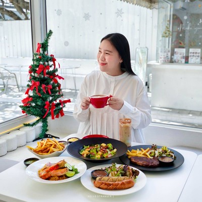 เปิดแล้ว!! ”Lazy Sol“ คาเฟ่ไวป์ดีย่านลาดพร้าว