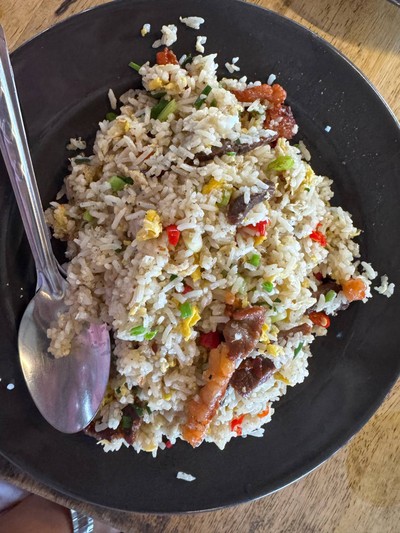 ข้าวผัดเนื้อแดดเดียว