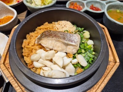 ข้าวอบปลามาได หอยเชลล์