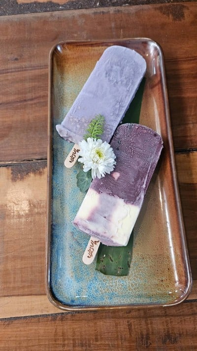 อาหาร หรือ เครื่องดื่ม