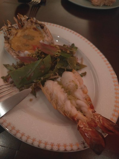 ยำกุ้งแม่น้ำย่าง