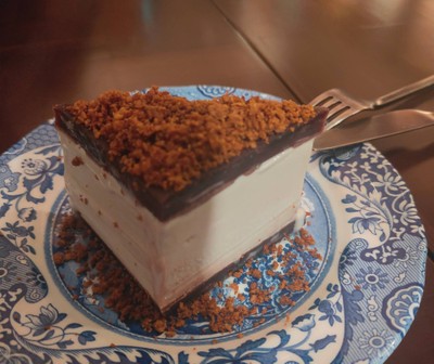 บ้าบิ่นแซนวิชไอศกรีม