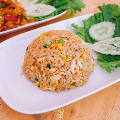 กิม ก๋วยเตี๋ยวต้มยำโบราณ และเมนูอาหารเช้า ย่านเทพรักษ์