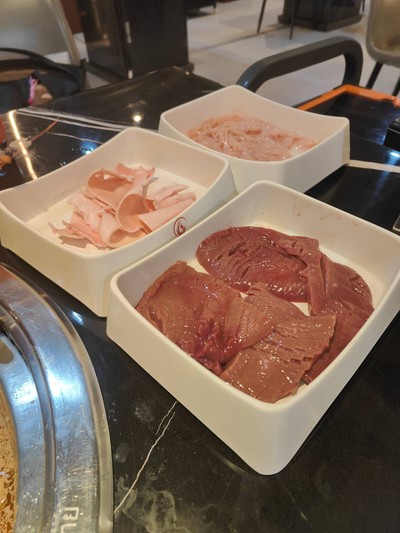 อาหาร หรือ เครื่องดื่ม