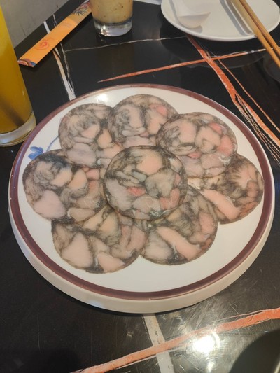 อาหาร หรือ เครื่องดื่ม