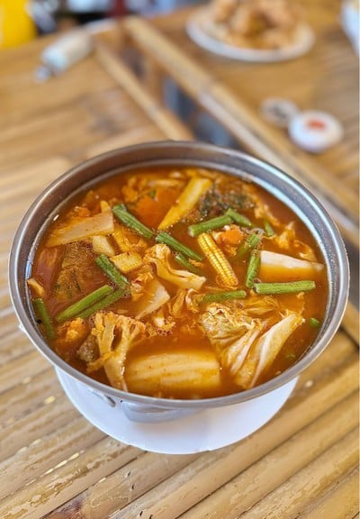 🍲 แกงส้มชะอมไข่ปลาริวกิว.