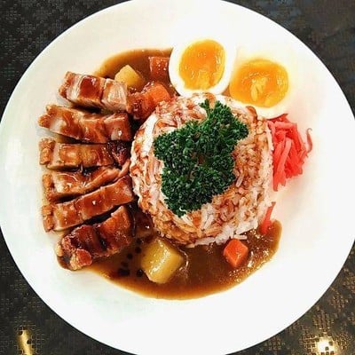 โต๋เต๋ข้าวมันไก่ ข้าวแกงกะหรี่ Foodie Market ราม 2