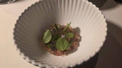 อาหาร หรือ เครื่องดื่ม