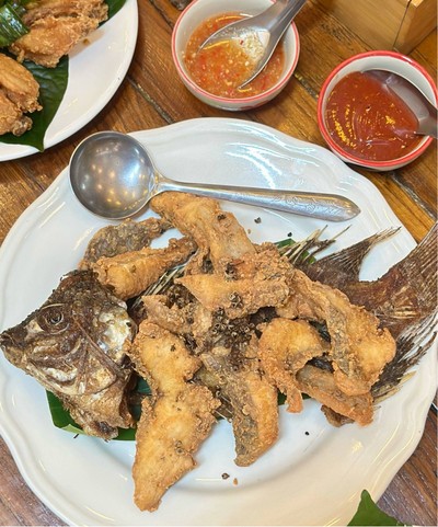 ปลานิลทอดมะแขว่น