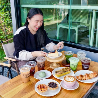 Cross Roast ร้านกาแฟย่านสิรินธร ที่ทำถึงทั้งเครื่องดื่มและเบเกอรี่