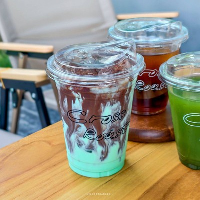 Cross Roast ร้านกาแฟย่านสิรินธร ที่ทำถึงทั้งเครื่องดื่มและเบเกอรี่