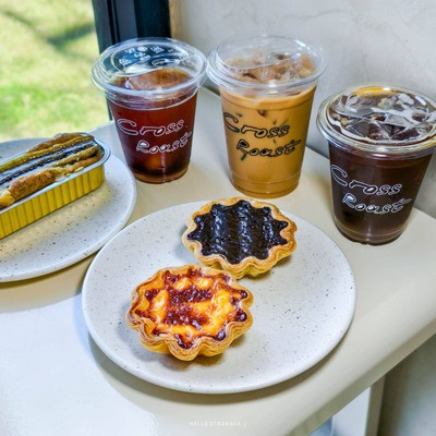 Cross Roast ร้านกาแฟย่านสิรินธร ที่ทำถึงทั้งเครื่องดื่มและเบเกอรี่