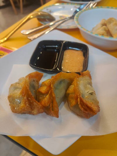 อาหาร หรือ เครื่องดื่ม