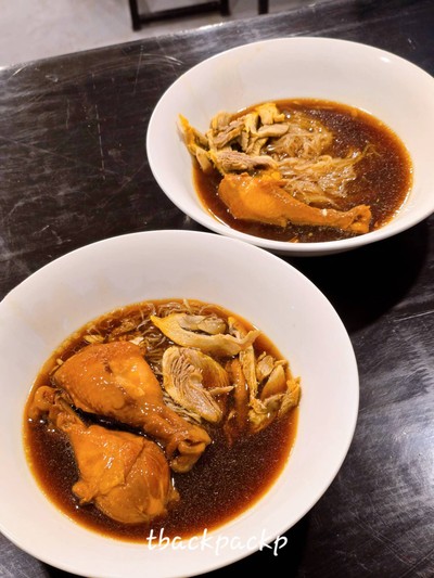 ก๋วยเตี๋ยวไก่ฉีก