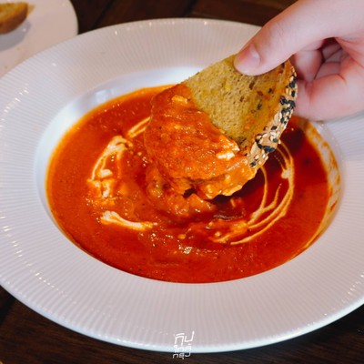 คาเฟ่ใหม่ย่านฝั่งธน T-Rex's Gastrobar สวยสไตล์คาเฟ่แอนด์บาร์