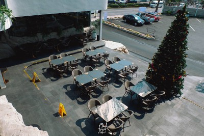 คาเฟ่ใหม่ย่านฝั่งธน T-Rex's Gastrobar สวยสไตล์คาเฟ่แอนด์บาร์