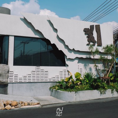 คาเฟ่ใหม่ย่านฝั่งธน T-Rex's Gastrobar สวยสไตล์คาเฟ่แอนด์บาร์