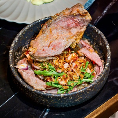 T-Rex’s Gastrobar แลนด์มาร์คแห่งใหม่ย่านฝั่งธน