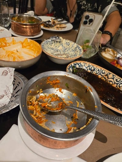 อาหาร หรือ เครื่องดื่ม