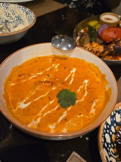 อาหาร หรือ เครื่องดื่ม