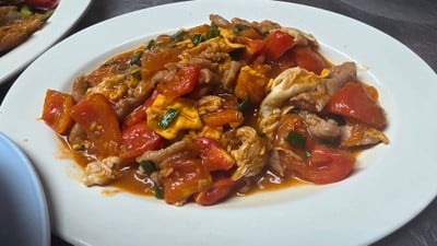 หมูมะเขือเทศผัดไข่