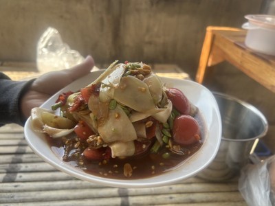 อาหาร หรือ เครื่องดื่ม