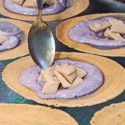 สาวกเผือกเลิฟเวอร์ห้ามพลาด! เมนูใหม่จากขนมเบื้องหวานผึ้งน้อยมาแล้วค่าา