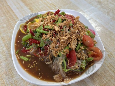 อาหาร หรือ เครื่องดื่ม