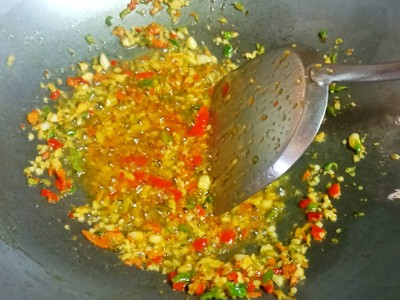 วิธีทำ ไวไวผัดฉ่าหอยแมงภู่