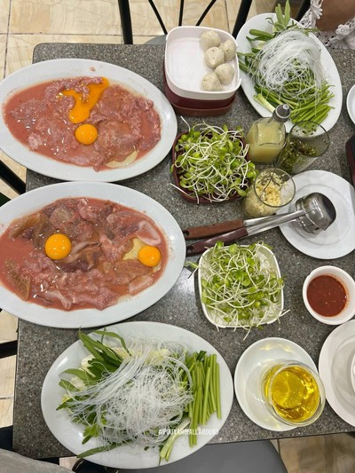 ชุดหมูรวมมิตร