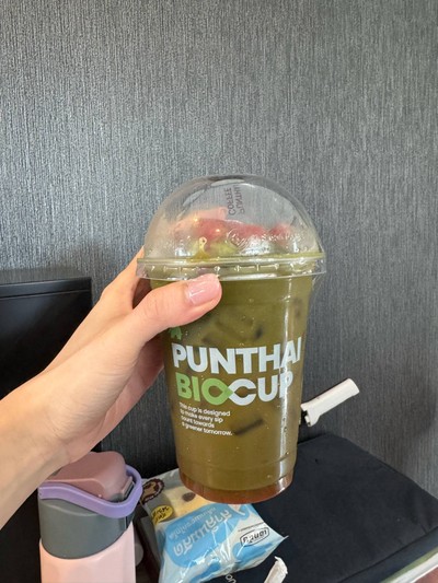 Strawberry Kiss Matcha
