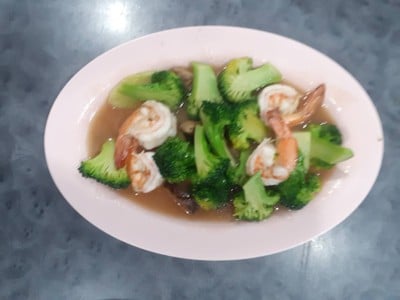 บล็อคโคลี่ผัดกุ้ง
