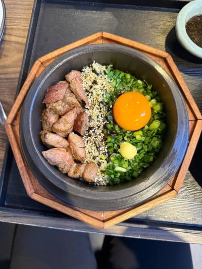 ข้าวอบสเต็กหมู